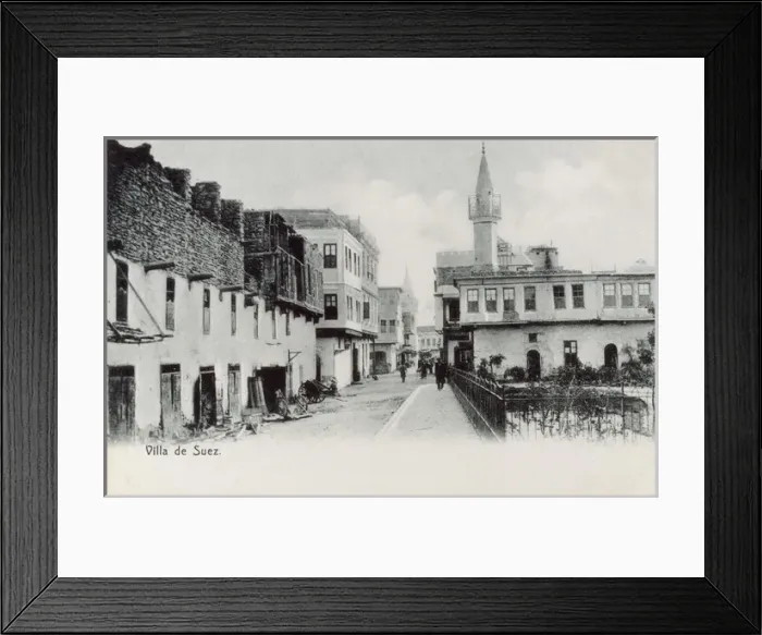 Framed Print : Backstreet Scene in Suez, Egypt Framed Print : Backstreet Scene in Suez, Egypt