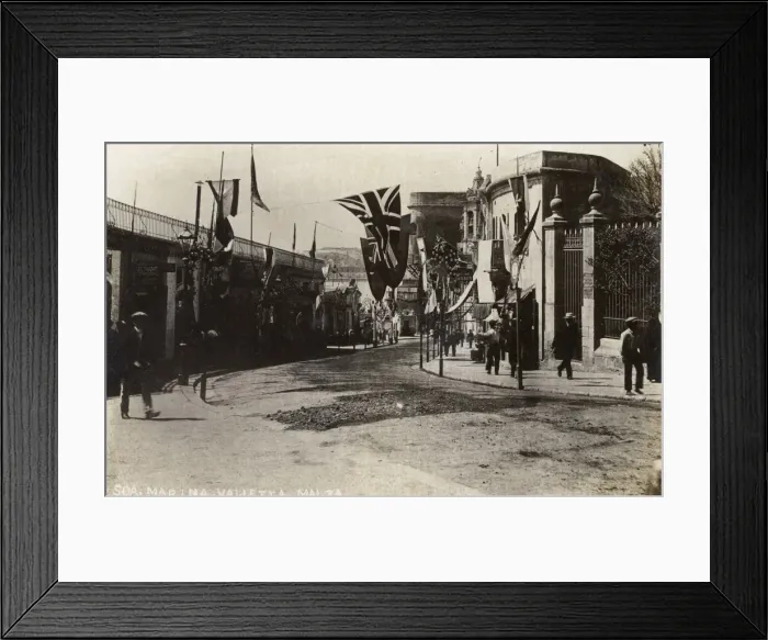 Framed Print : Malta - Strada Marina toward Fish Market, Valletta - WWI Framed Print : Malta - Strada Marina toward Fish Market, Valletta - WWI
