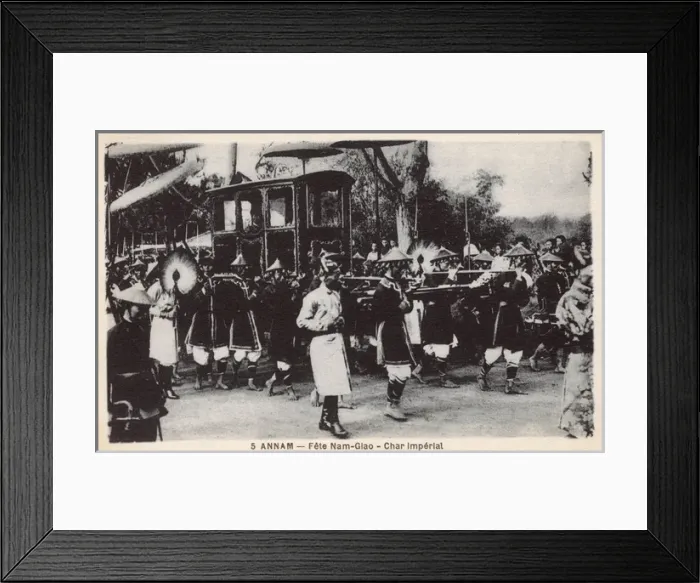 Framed Print : Vietnam - Hue - Nam-Giao Festival - Imperial Chair Framed Print : Vietnam - Hue - Nam-Giao Festival - Imperial Chair
