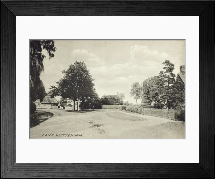 Framed Print : Long Wittenham, Oxfordshire, England Framed Print : Long Wittenham, Oxfordshire, England