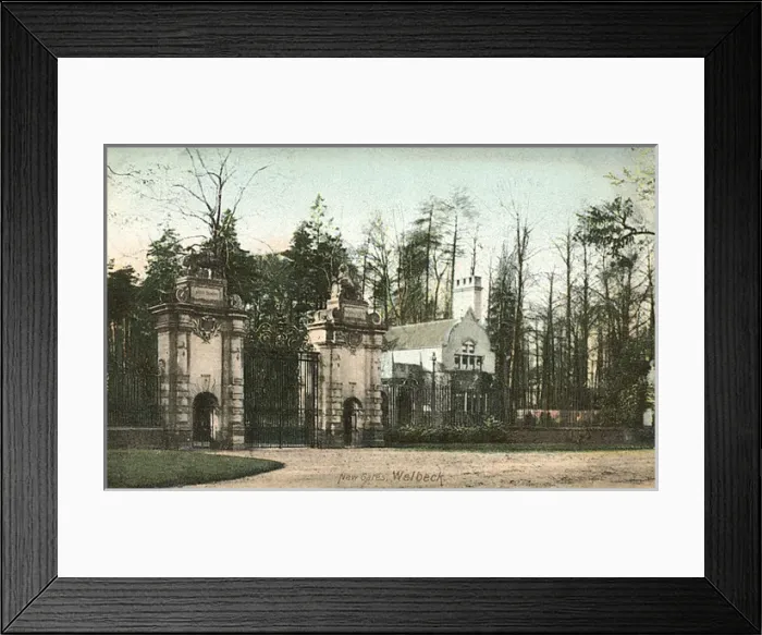Framed Print : The Gates to Welbeck Abbey, Nottinghamshire Framed Print : The Gates to Welbeck Abbey, Nottinghamshire