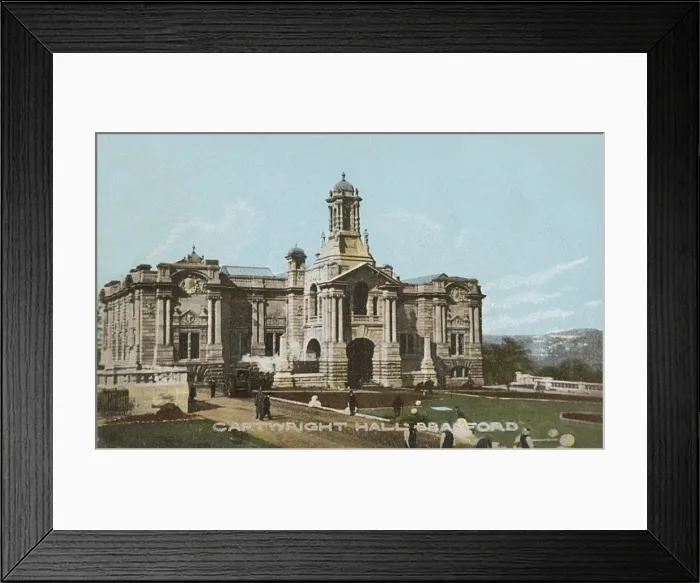 Framed Print : Cartwright Hall, Bradford, West Yorkshire Framed Print : Cartwright Hall, Bradford, West Yorkshire