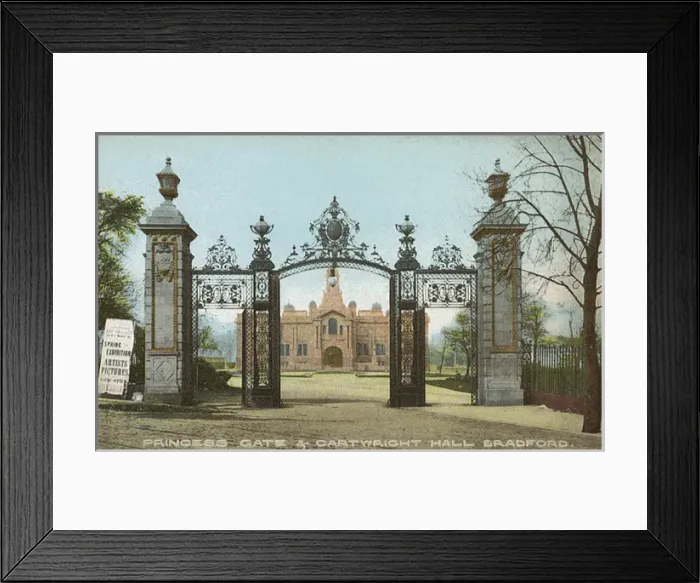 Framed Print : Cartwright Hall, Bradford - Princess Gate Framed Print : Cartwright Hall, Bradford - Princess Gate