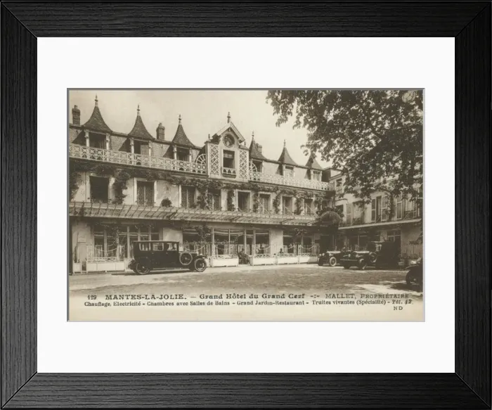 Framed Print : Mantes-la-Jolie, France - Grand Hotel du Grand Cerf Framed Print : Mantes-la-Jolie, France - Grand Hotel du Grand Cerf