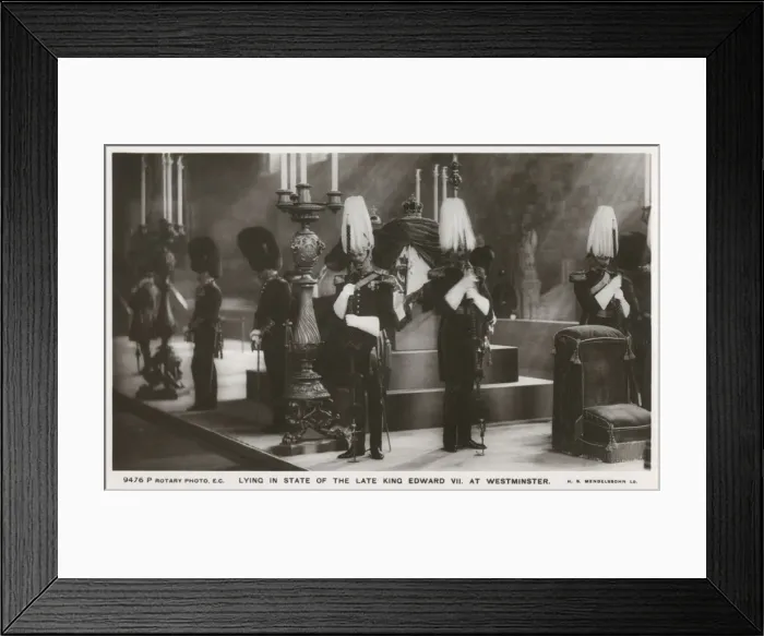 Framed Print : King Edward VII lying in state in Westminster Abbey Framed Print : King Edward VII lying in state in Westminster Abbey