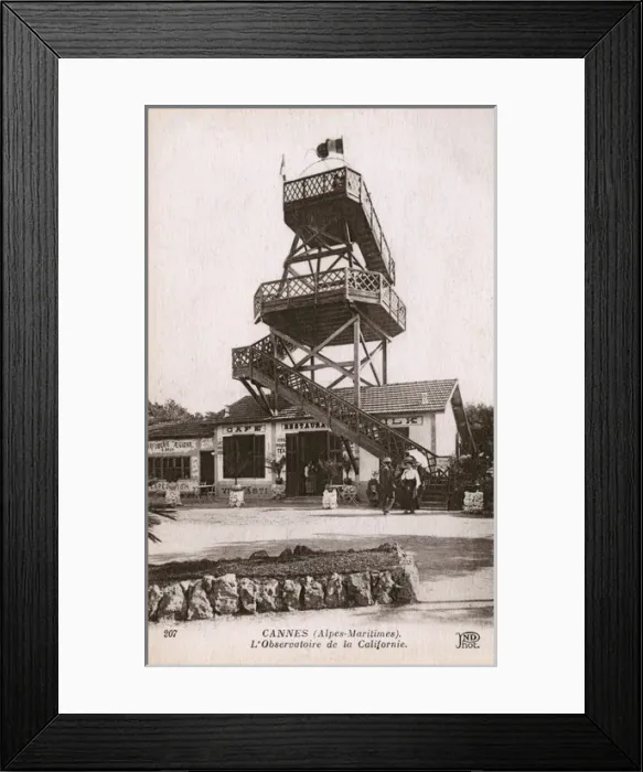 Framed Print : Californian Observatory, Cannes, France Framed Print : Californian Observatory, Cannes, France