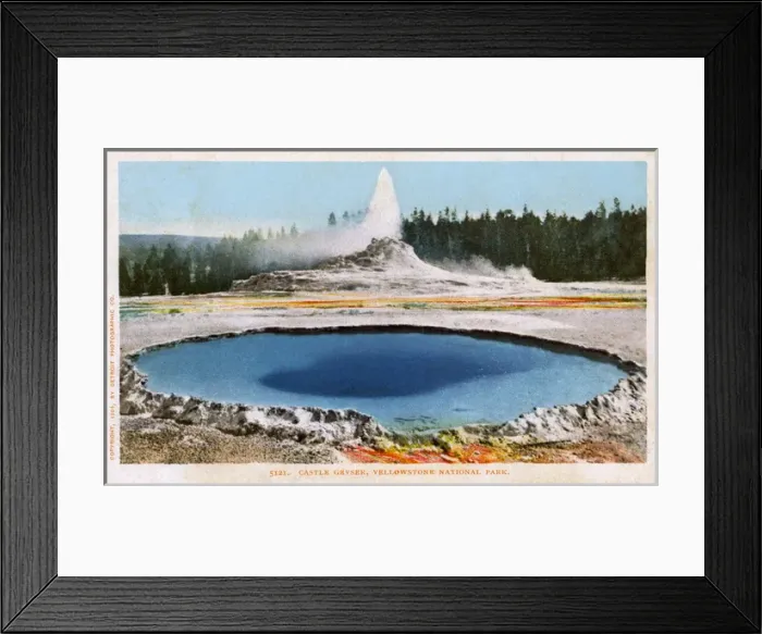Framed Print : Yellowstone National Park, Wyoming, USA Framed Print : Yellowstone National Park, Wyoming, USA