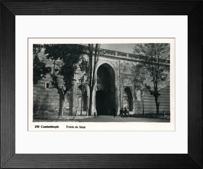Framed Print : Istanbul, Turkey - Gate of the Topkapi Palace Framed Print : Istanbul, Turkey - Gate of the Topkapi Palace