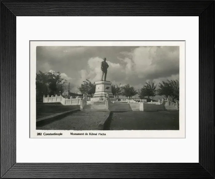 Framed Print : Istanbul, Turkey - Statue of Ataturk at Seraglio Point Framed Print : Istanbul, Turkey - Statue of Ataturk at Seraglio Point