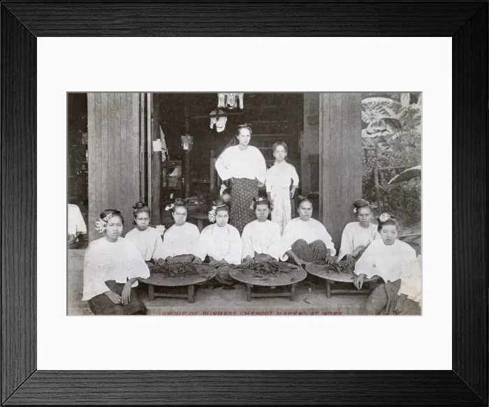 Framed Print : Burmese Cheroot makers
