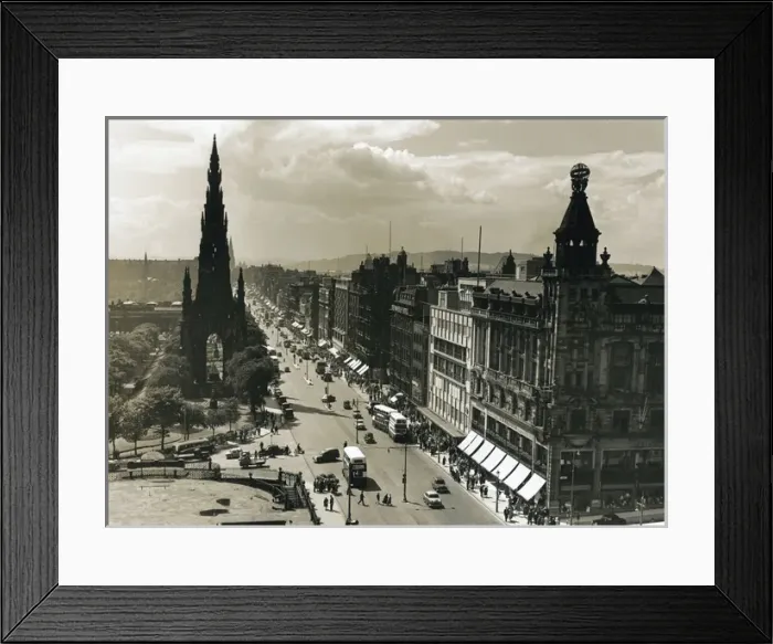 Framed Print : Princes Street, Edinburgh, Scotland Framed Print : Princes Street, Edinburgh, Scotland
