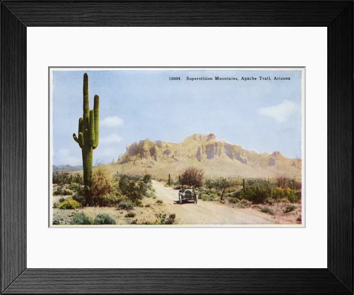 Framed Print : Superstitution Mountains, Apache Trail - Arizona, USA Framed Print : Superstitution Mountains, Apache Trail - Arizona, USA