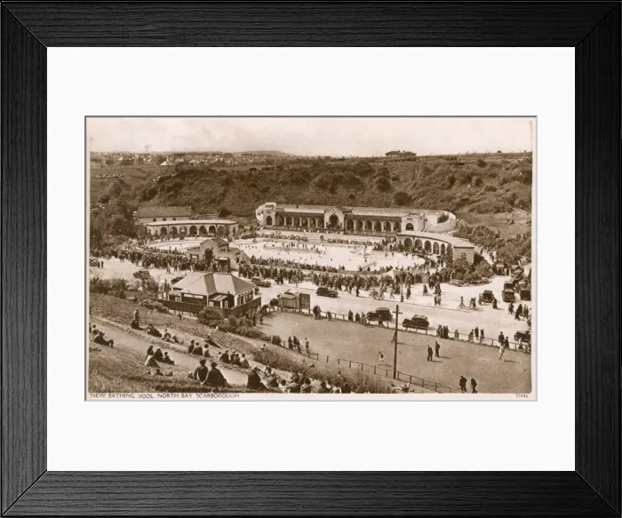 Framed Print : New Bathing pool, Scarborough, North Yorkshire Framed Print : New Bathing pool, Scarborough, North Yorkshire
