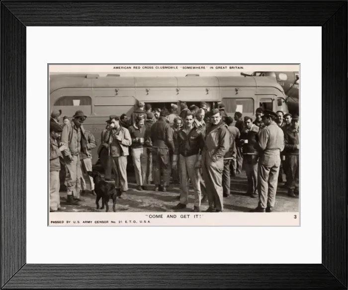 Framed Print : WW2 - American Red Cross Clubmobile - UK Framed Print : WW2 - American Red Cross Clubmobile - UK