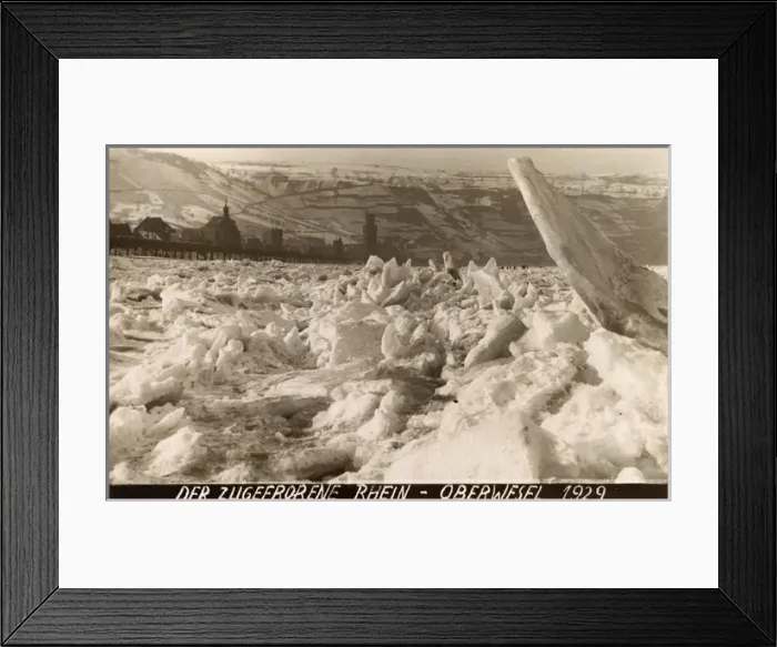 Framed Print : The River Rhine frozen at Oberwesel, Germany Framed Print : The River Rhine frozen at Oberwesel, Germany