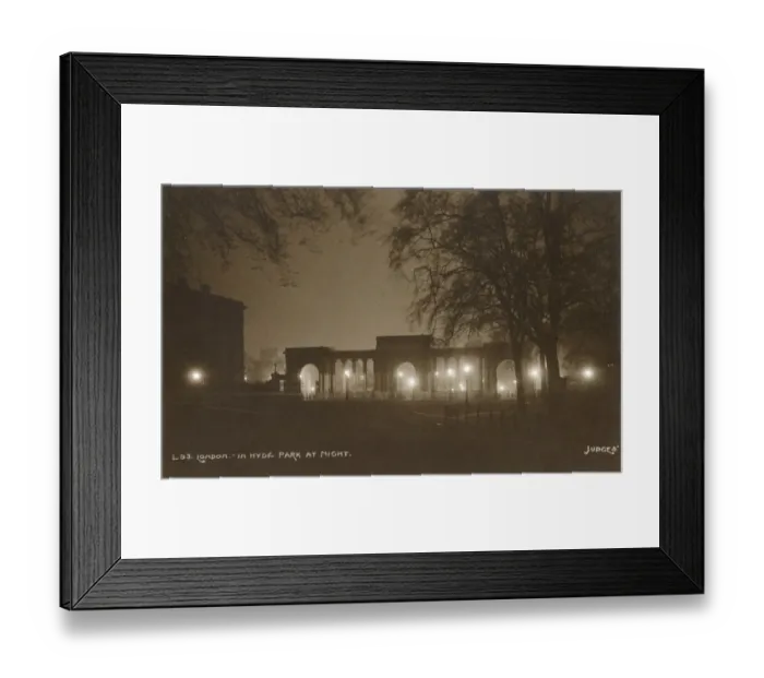 Framed Print : Hyde Park Corner at Night, London Framed Print : Hyde Park Corner at Night, London