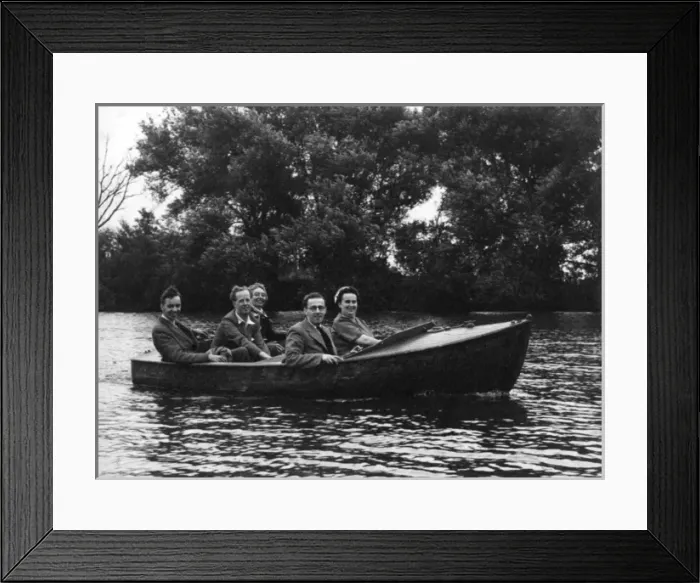 Framed Print : Five Friends in a very small motor boat on the River Thames Framed Print : Five Friends in a very small motor boat on the River Thames