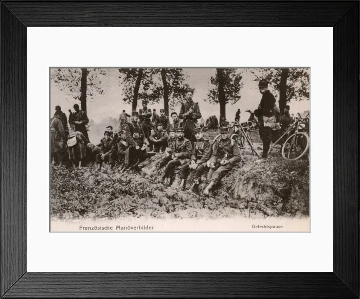 Framed Print : WWI era - French troops on manoeuvres - taking a break Framed Print : WWI era - French troops on manoeuvres - taking a break