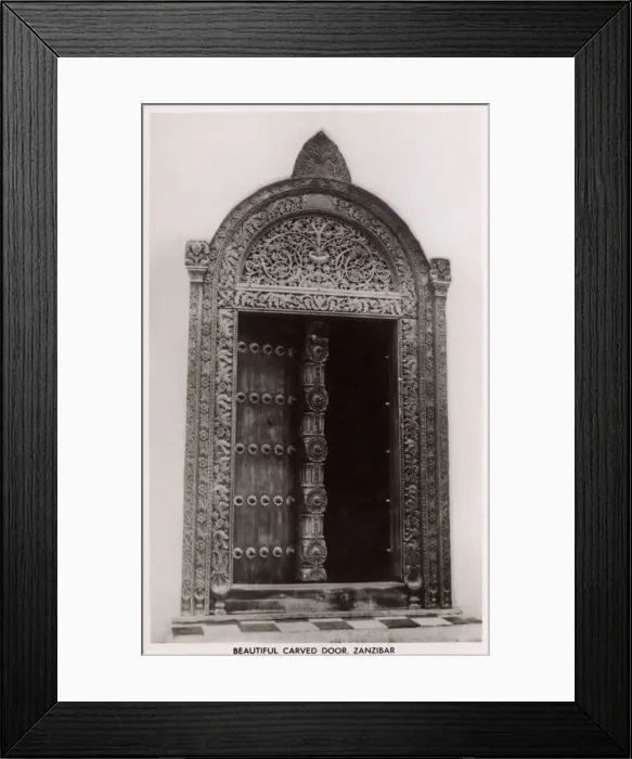 Framed Print : Beautiful Carved Door - Zanzibar Framed Print : Beautiful Carved Door - Zanzibar