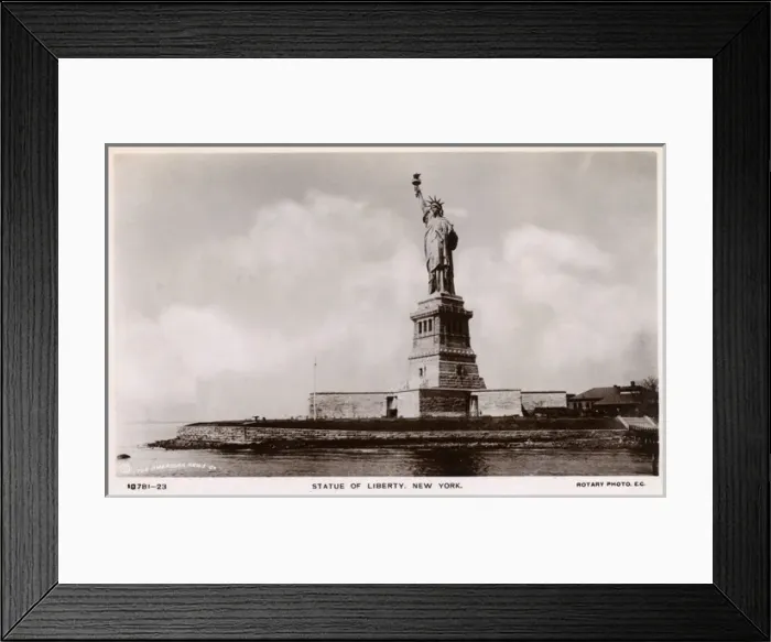 Framed Print : New York, USA - The Statue of Liberty Framed Print : New York, USA - The Statue of Liberty