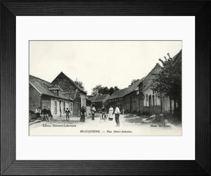 Framed Print : Rue Saint Antoine - Beauquesne, France