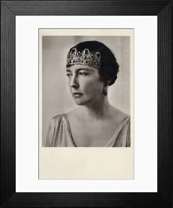 Framed Print : Madame la Duchesse de Guise Framed Print : Madame la Duchesse de Guise