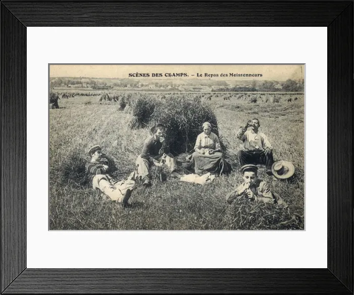Framed Print : French Coutryfolk - Lunchtime for Reapers / Harvesters Framed Print : French Coutryfolk - Lunchtime for Reapers / Harvesters