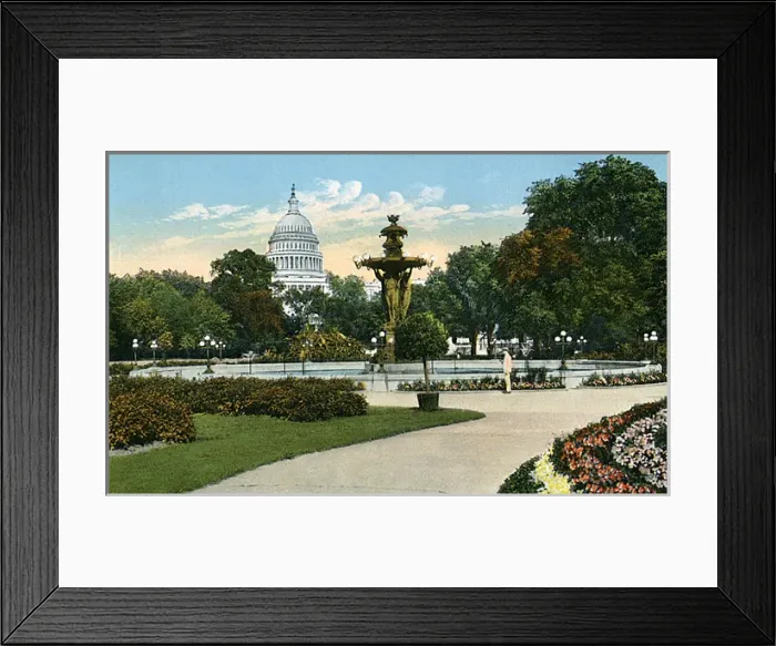 Framed Print : Washington DC, USA - The Bartholdi Fountain Framed Print : Washington DC, USA - The Bartholdi Fountain