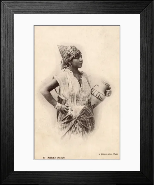 Framed Print : Southern Algeria - Woman holding a small decorated ewer Framed Print : Southern Algeria - Woman holding a small decorated ewer