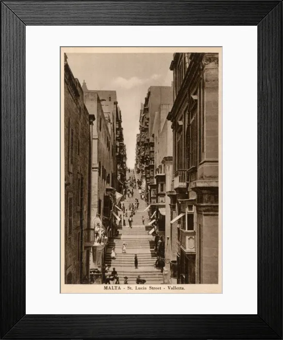 Framed Print : Malta - Valletta - St Louis Street Framed Print : Malta - Valletta - St Louis Street