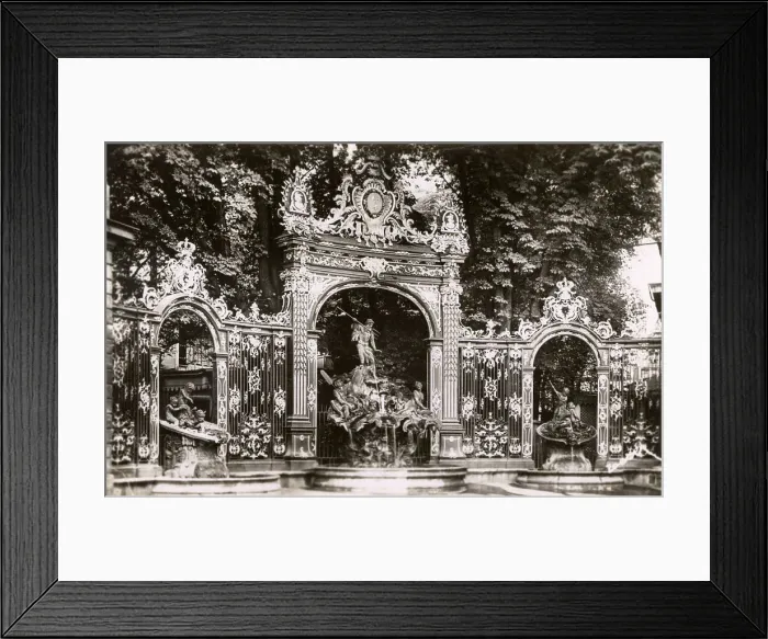 Framed Print : Nancy, France - Fontaine de Neptune Framed Print : Nancy, France - Fontaine de Neptune
