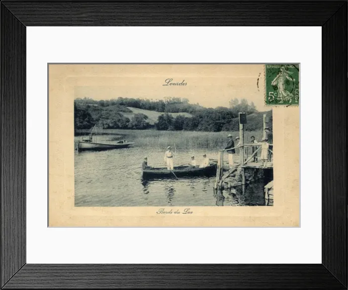 Framed Print : The edge of the lake - Lourdes, France Framed Print : The edge of the lake - Lourdes, France