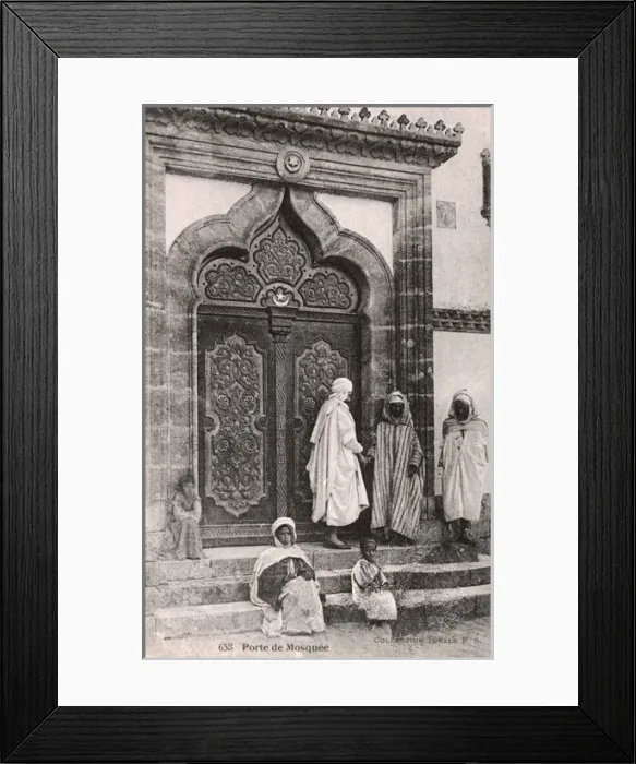 Framed Print : Algeria - Decorated Doorway of a mosque