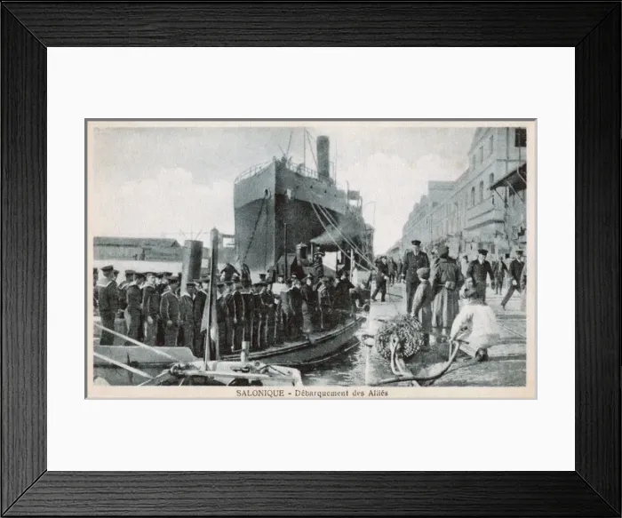 Framed Print : Allies troops landing at Thessaloniki, Greece - WWI Framed Print : Allies troops landing at Thessaloniki, Greece - WWI