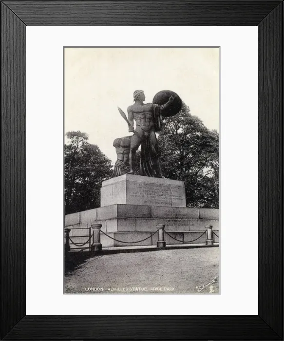Framed Print : The Wellington Monument, Hyde Park, London Framed Print : The Wellington Monument, Hyde Park, London