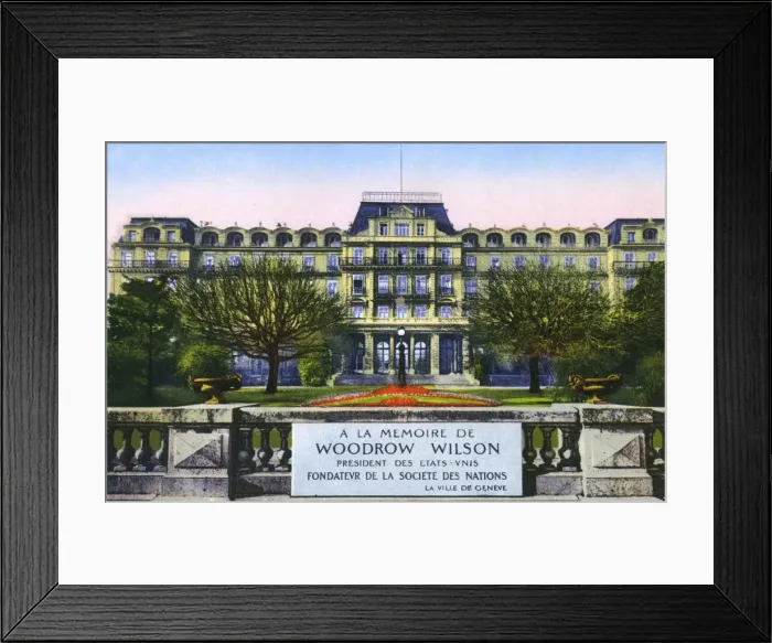 Framed Print : Palais des Nations, Geneva - Commemorative Plaque Framed Print : Palais des Nations, Geneva - Commemorative Plaque