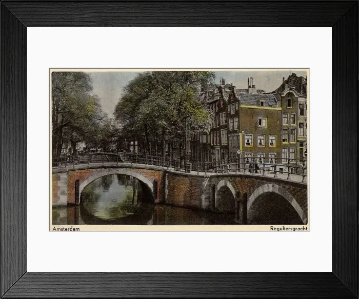 Framed Print : Reguliersgracht - Amsterdam - The Netherlands Framed Print : Reguliersgracht - Amsterdam - The Netherlands