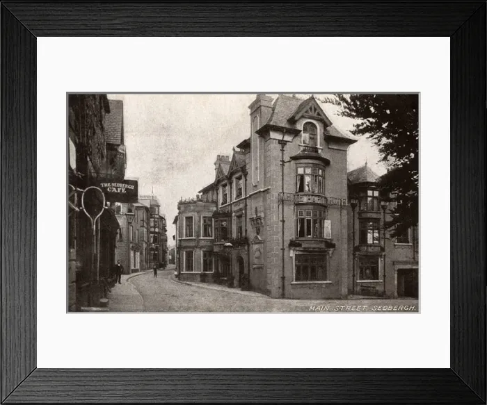 Framed Print : The White Hart Hotel, Main Street, Sedbergh, Cumbria Framed Print : The White Hart Hotel, Main Street, Sedbergh, Cumbria