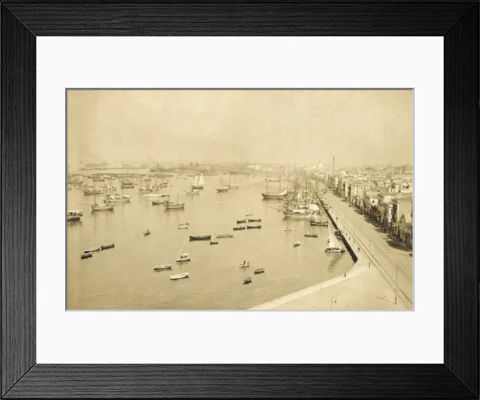 Framed Print : Thessaloniki, Greece - The Harbour from The White Tower Framed Print : Thessaloniki, Greece - The Harbour from The White Tower