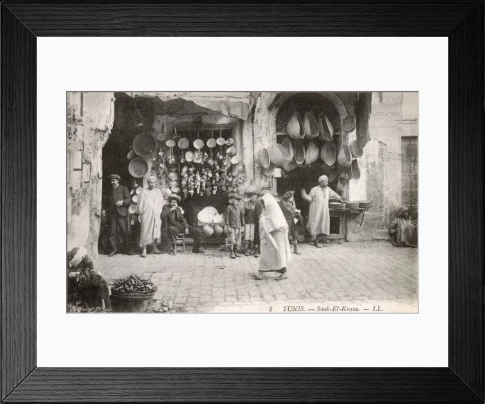 Framed Print : The El Krana Souk (Market) at Tunis, Tunisia Framed Print : The El Krana Souk (Market) at Tunis, Tunisia