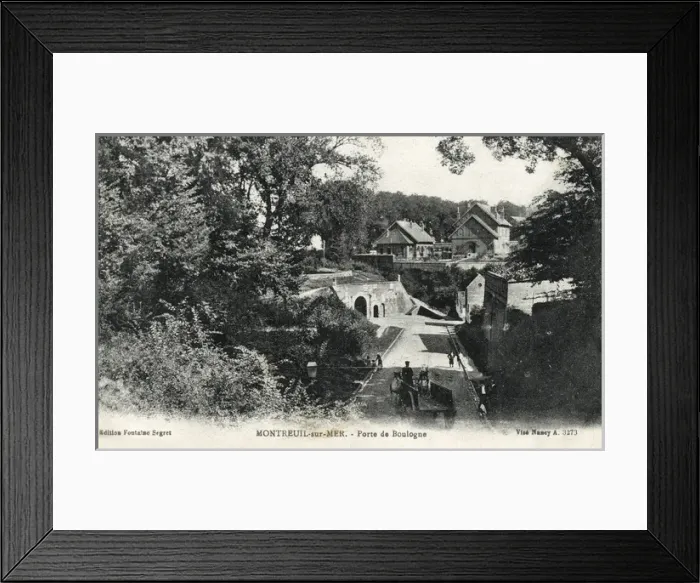 Framed Print : France, Pas-de-Calais Department - Montreuil-sur-Mer Framed Print : France, Pas-de-Calais Department - Montreuil-sur-Mer