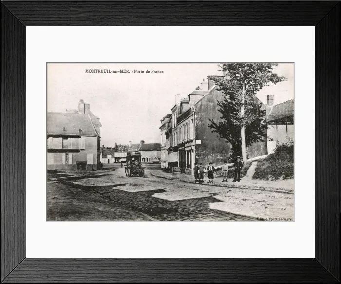 Framed Print : France, Pas-de-Calais Department - Montreuil-sur-Mer Framed Print : France, Pas-de-Calais Department - Montreuil-sur-Mer