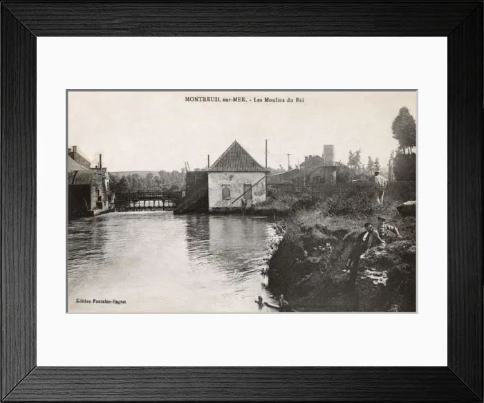 Framed Print : France, Pas-de-Calais Department - Montreuil-sur-Mer Framed Print : France, Pas-de-Calais Department - Montreuil-sur-Mer
