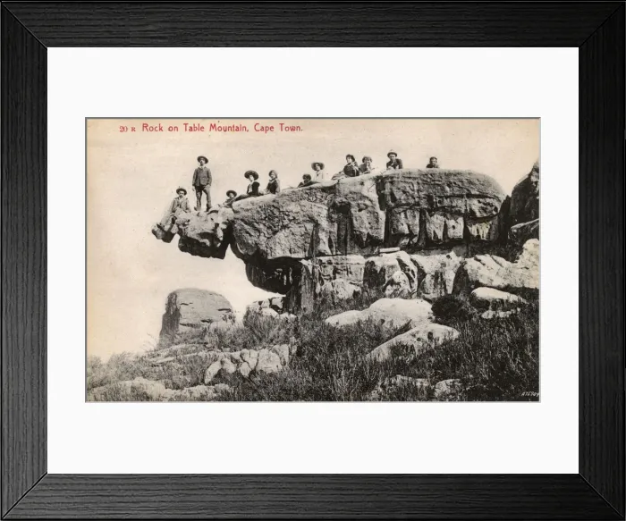 Framed Print : South Africa - Cape Town - Table Mountain - Precarious rock Framed Print : South Africa - Cape Town - Table Mountain - Precarious rock