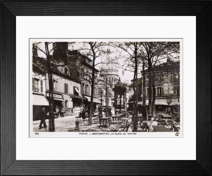 Framed Print : La Place du Tertre, Montmartre, Paris Framed Print : La Place du Tertre, Montmartre, Paris