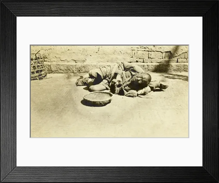 Framed Print : Yichang, China - Chinese Beggar Framed Print : Yichang, China - Chinese Beggar