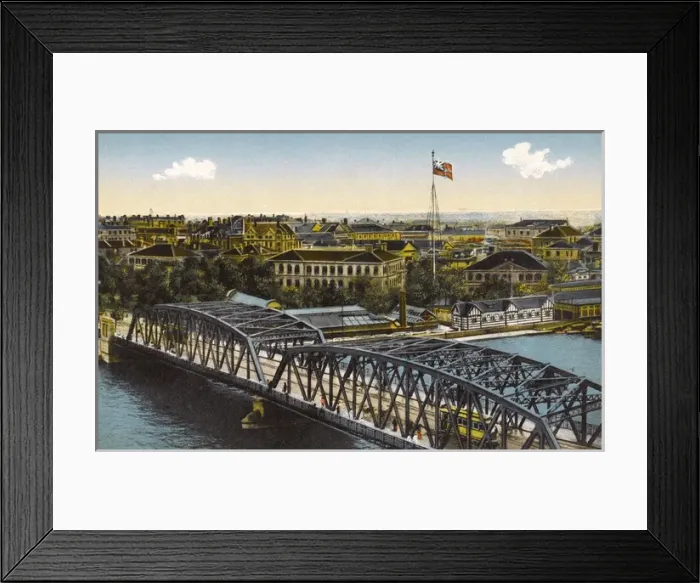 Framed Print : Shanghai, China - Waibaidu (Garden) Bridge over Suzhou Creek Framed Print : Shanghai, China - Waibaidu (Garden) Bridge over Suzhou Creek