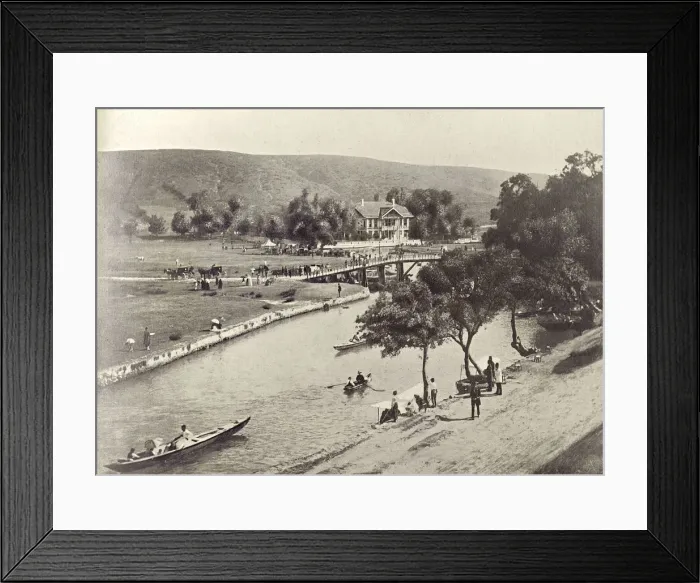 Framed Print : The Sweet Waters of Europe - Istanbul, Turkey Framed Print : The Sweet Waters of Europe - Istanbul, Turkey