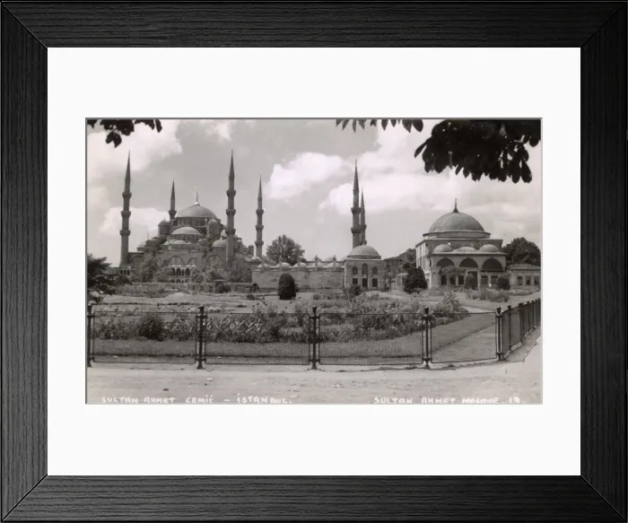 Framed Print : Blue Mosque - Istanbul, Turkey Framed Print : Blue Mosque - Istanbul, Turkey