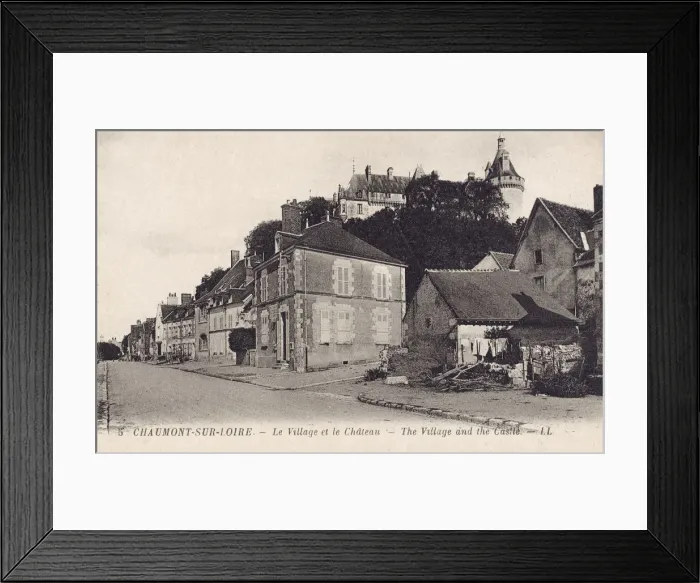 Framed Print : Chaumont-sur-Loire, Loir-et-Cher, France, Village and Castle Framed Print : Chaumont-sur-Loire, Loir-et-Cher, France, Village and Castle